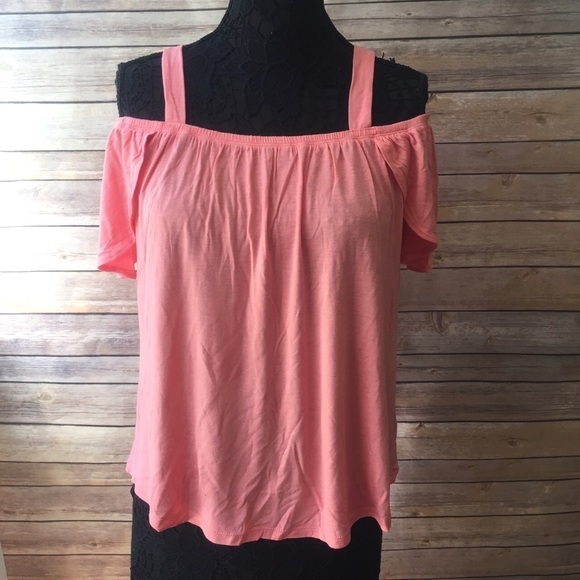Off the shoulder tank top NWT‎ multiple sizes - Picture 1 of 2